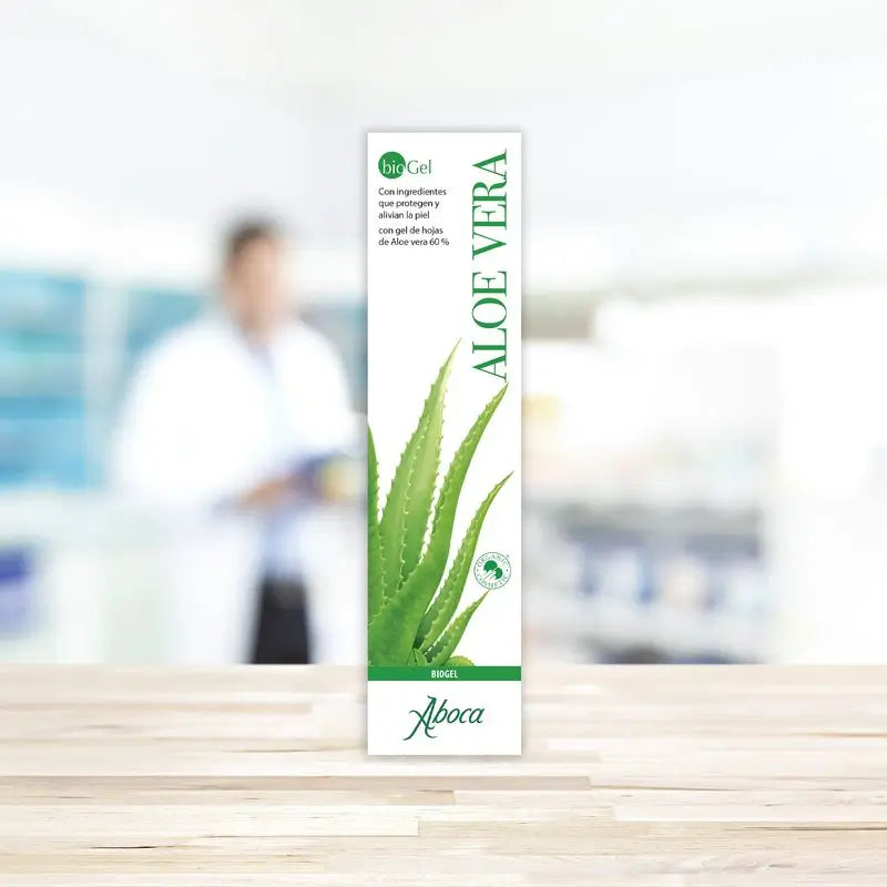 Aboca Aloe Vera Biogel Tutti i Tipi di Pelle, Azione Riparatrice, Lenitiva e Protettiva, Cosmetico Biologico, 100 ml