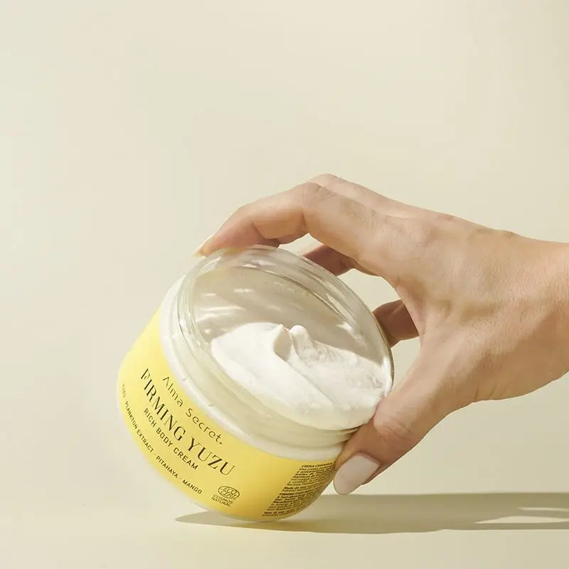 Alma Secret Crema idratante allo Yuzu con Pitahaya, Mango e Borago