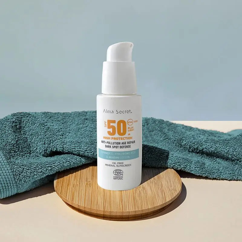 Alma Secret Solar Facial Protezione solare naturale Spf 50 con Ceramidi, anti-brufoli e senza olio