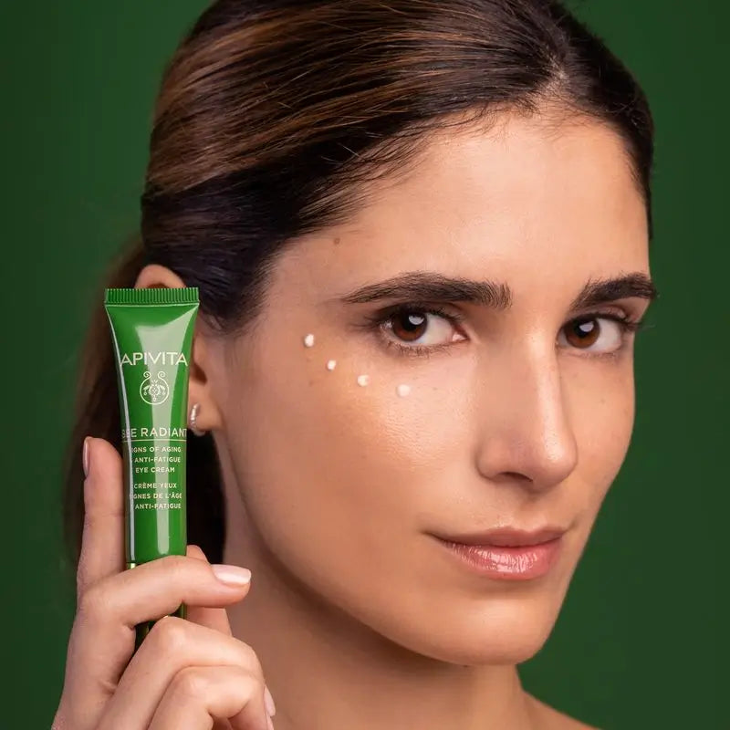 APIVITA Bee Radiant Contorno occhi anti-età e anti-fatica 15 ml