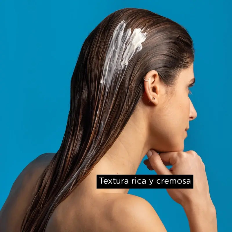 APIVITA Maschera idratante per tutti i tipi di capelli con acido ialuronico e aloe, 20 ml