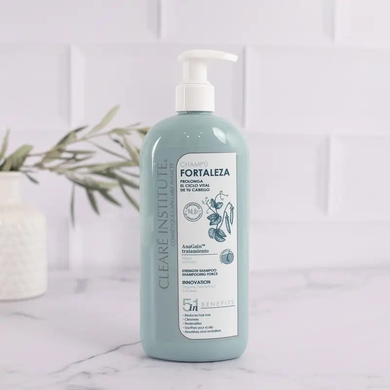 Clearé Institute Shampoo anti-caduta 400 Ml.
