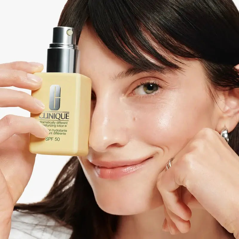 Clinique Dramatically Different Moisturising Lotion Lozione idratante Spf50, 50 ml