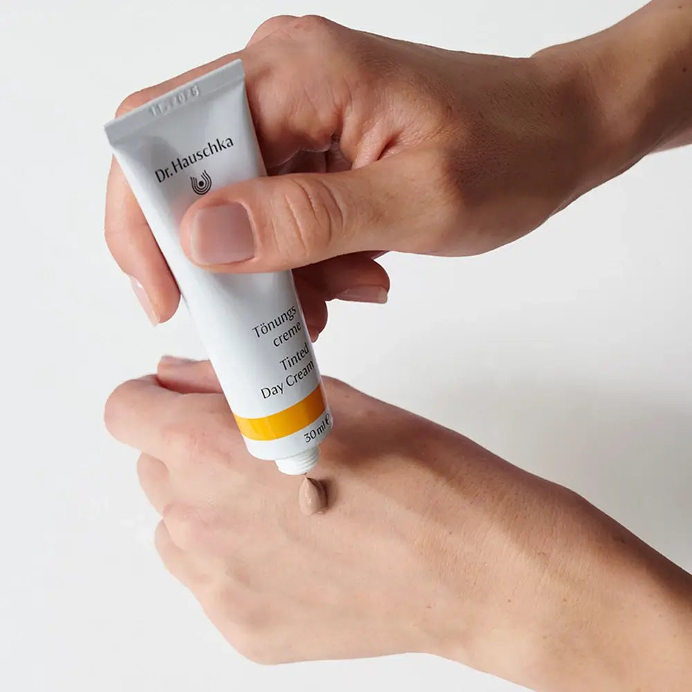 Dr. Hauschka Crema abbronzante viso 30 ml.