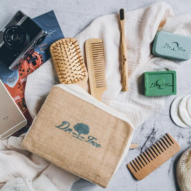Dr. Tree Borsa da viaggio Shampoo Gel solido + Spazzolino da denti Bambù