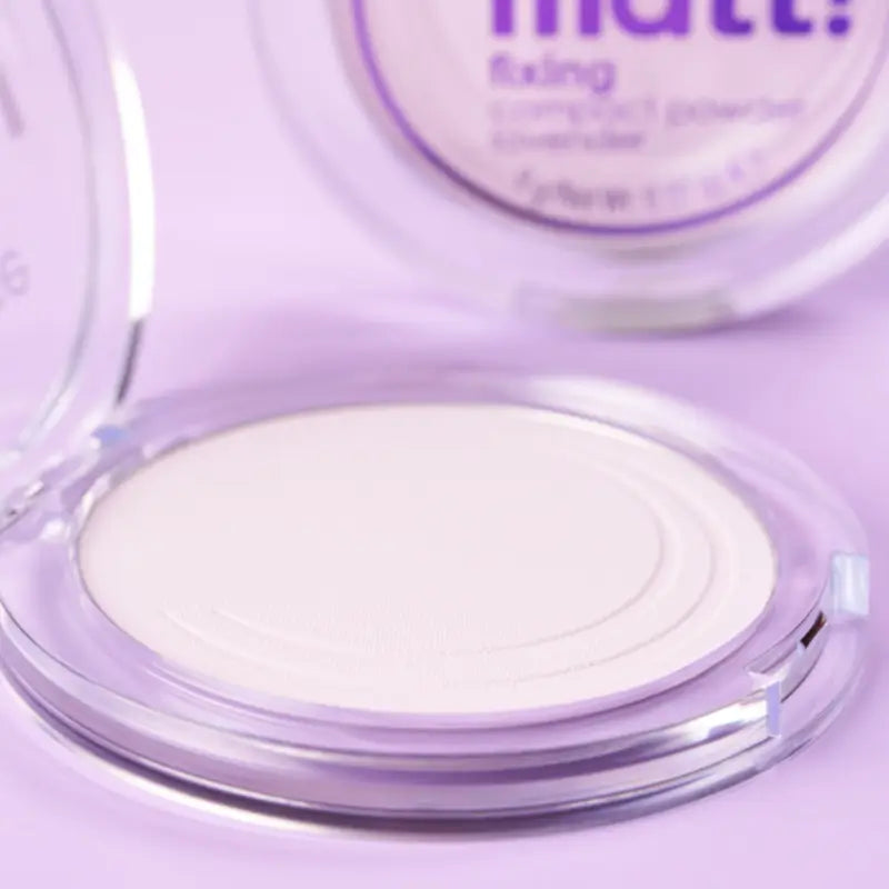 Essence Cipria compatta fissante alla lavanda All About Matt!, 9 g