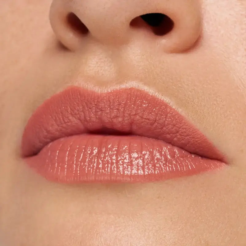 Essence Rossetto Satin Glow Luminous Shine 01 , 3,5 g
