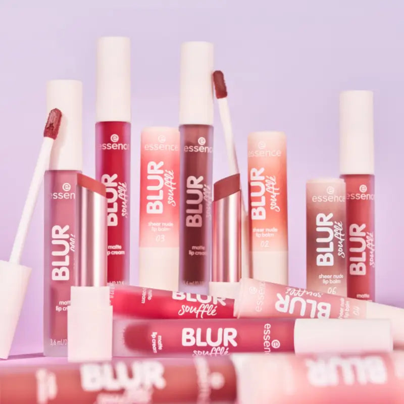 Essence Balsamo per le labbra Nude Blur Soufflé 02, 3 g