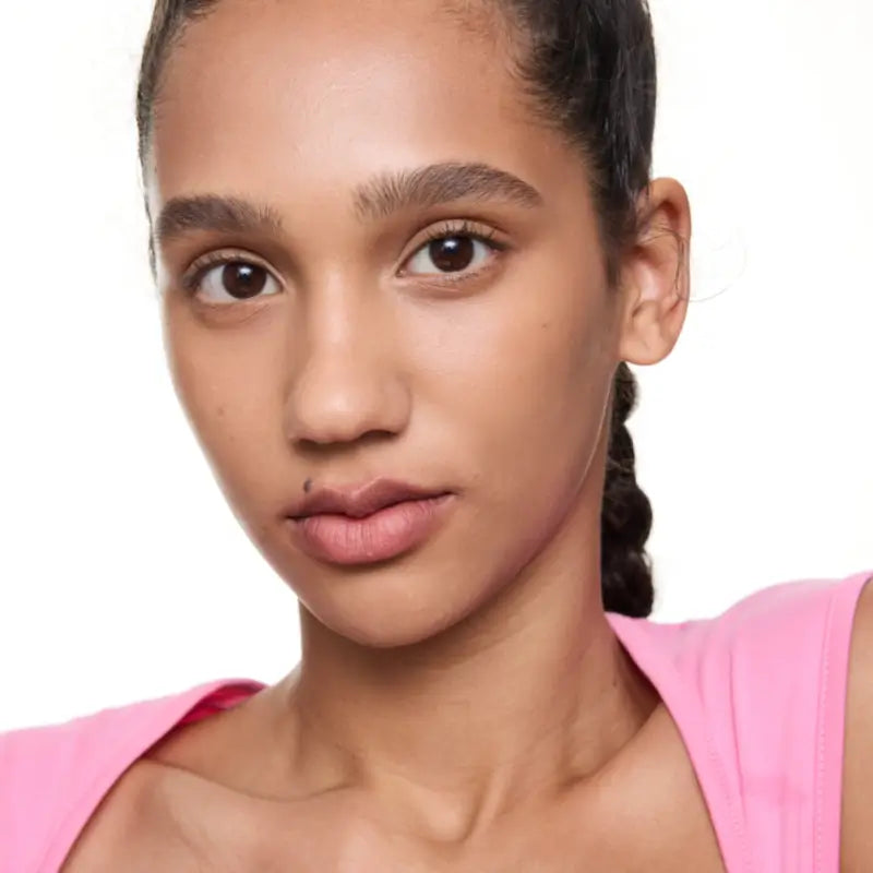 Essence Balsamo per le labbra Nude Blur Soufflé 05, 3 g