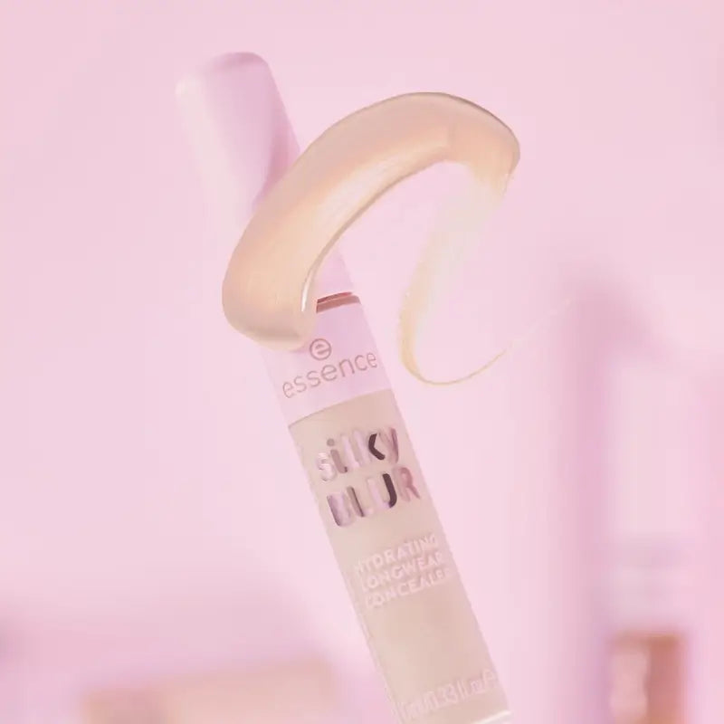Essence Silky Blur Correttore idratante a lunga durata 100, 10 ml