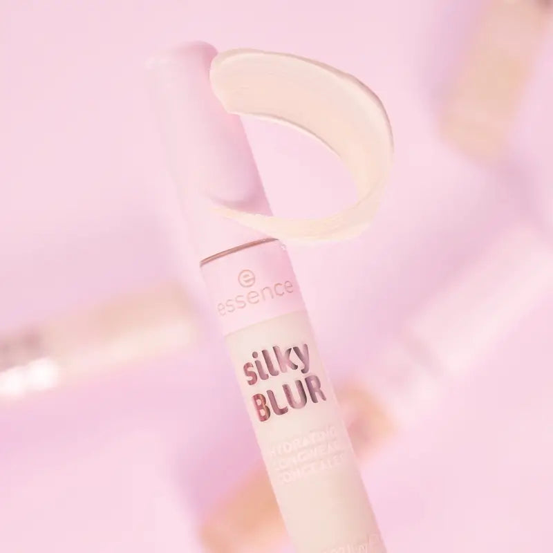Essence Silky Blur Correttore idratante a lunga durata 20, 10 ml