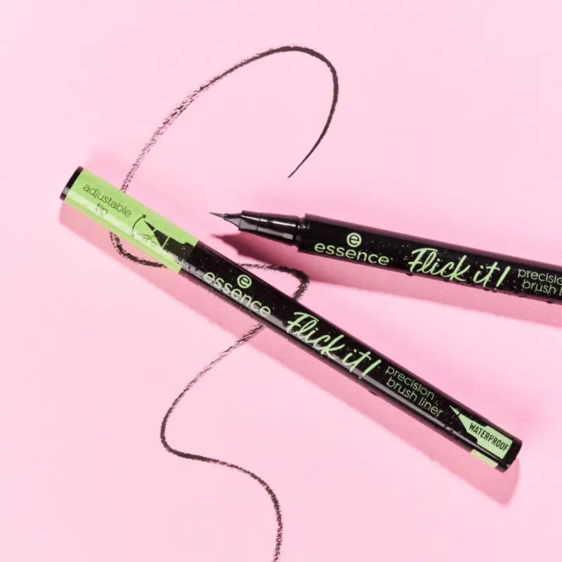 Essence Eyeliner di precisione waterproof Flick It! 01, 0,5 ml