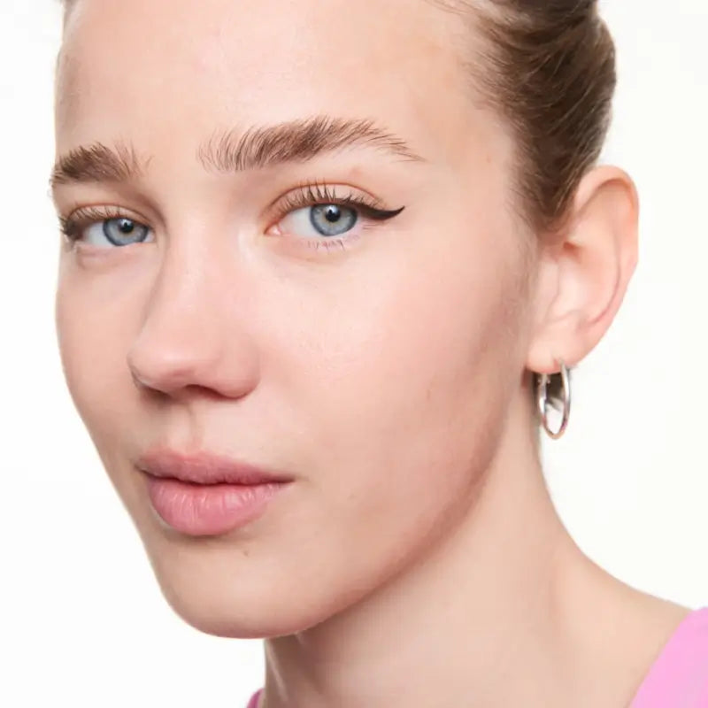 Essence Eyeliner di precisione waterproof Flick It! 01, 0,5 ml
