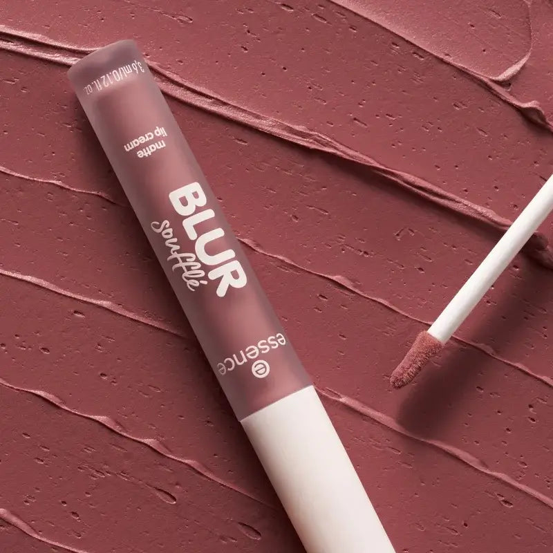 Essence Rossetto opaco cremoso Blur Soufflé 06, 3,6 ml