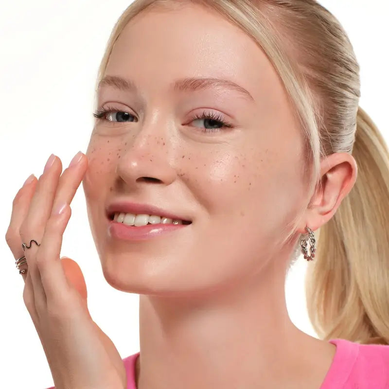 Essence Matita per lentiggini Baby Got Freckles 10, 1 ml