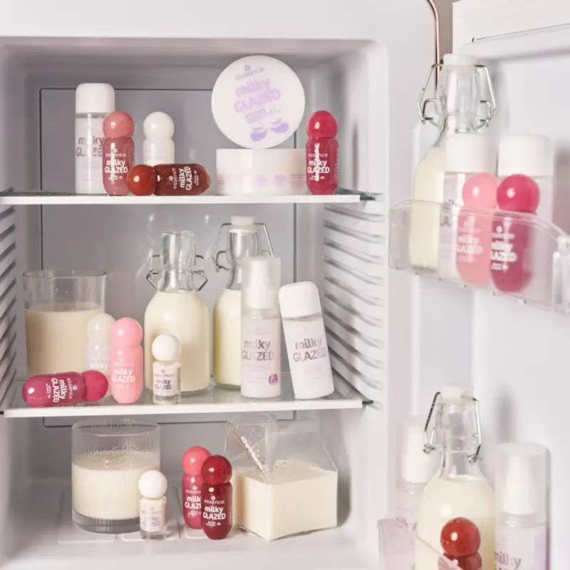 Essence Balsamo per le labbra Glossy Milky Glazed 04, 4 ml