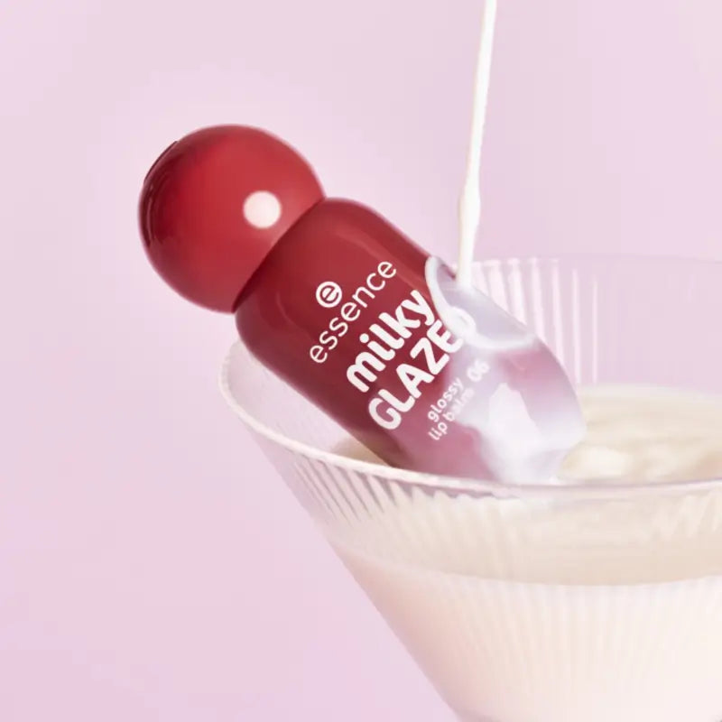 Essence Balsamo per le labbra Glossy Milky Glazed 06, 4 ml