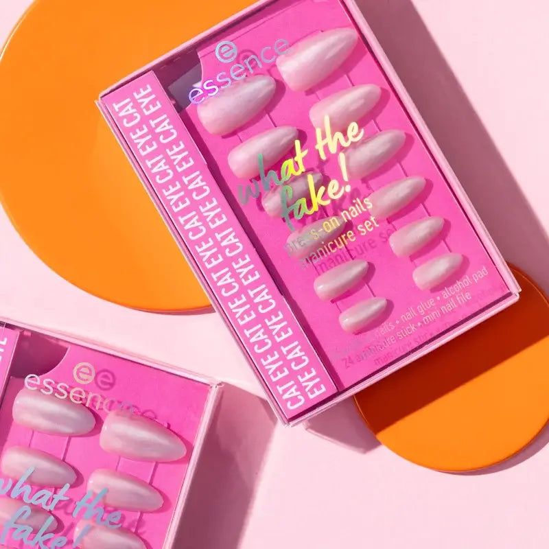 Set manicure Essence con unghie finte What The Fake! Unghie a pressione 02 , 28 pezzi