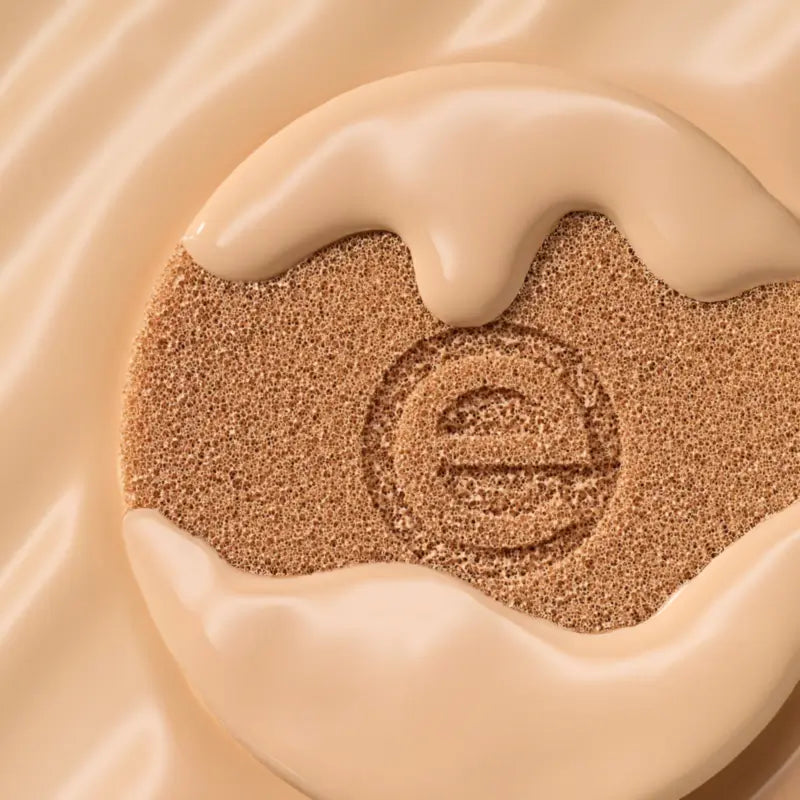 Essence Fondotinta Silky Cushion Foundation 100, 12 g