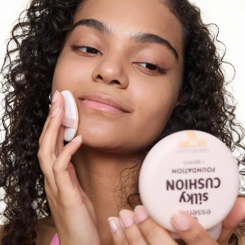 Essence Fondotinta Silky Cushion Foundation 178, 12 g