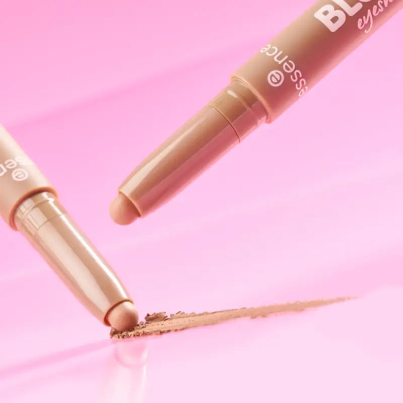 Essence Ombretti in stick Blur Nude 03, 1,2 g