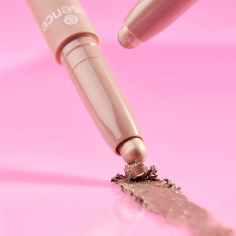 Essence Ombretto in stick Blur Nude 06, 1,2 g