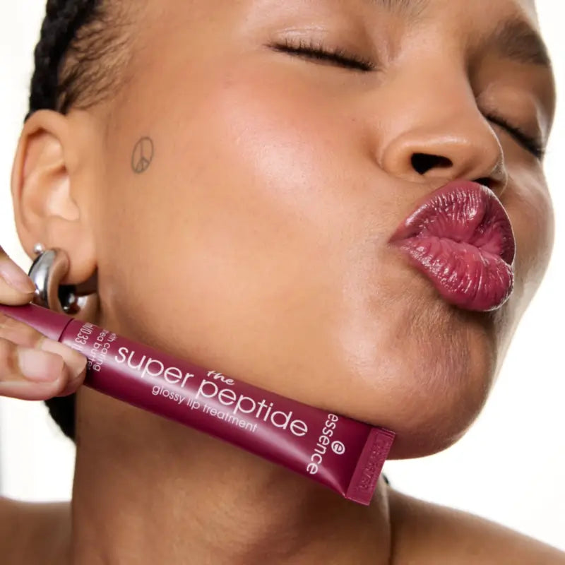 Essence Trattamento per le labbra The Super Peptide 08, 10 ml