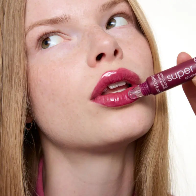 Essence Trattamento per le labbra The Super Peptide 08, 10 ml