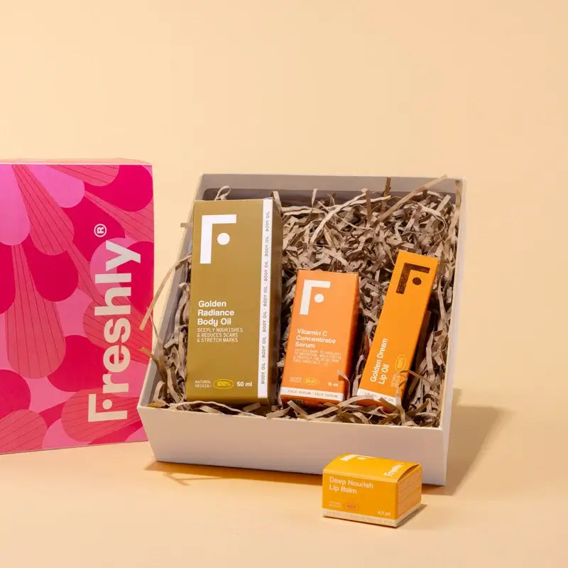 Freshly Cosmetics Vitamina C e Idratazione Box Essentials Rosso Rosa