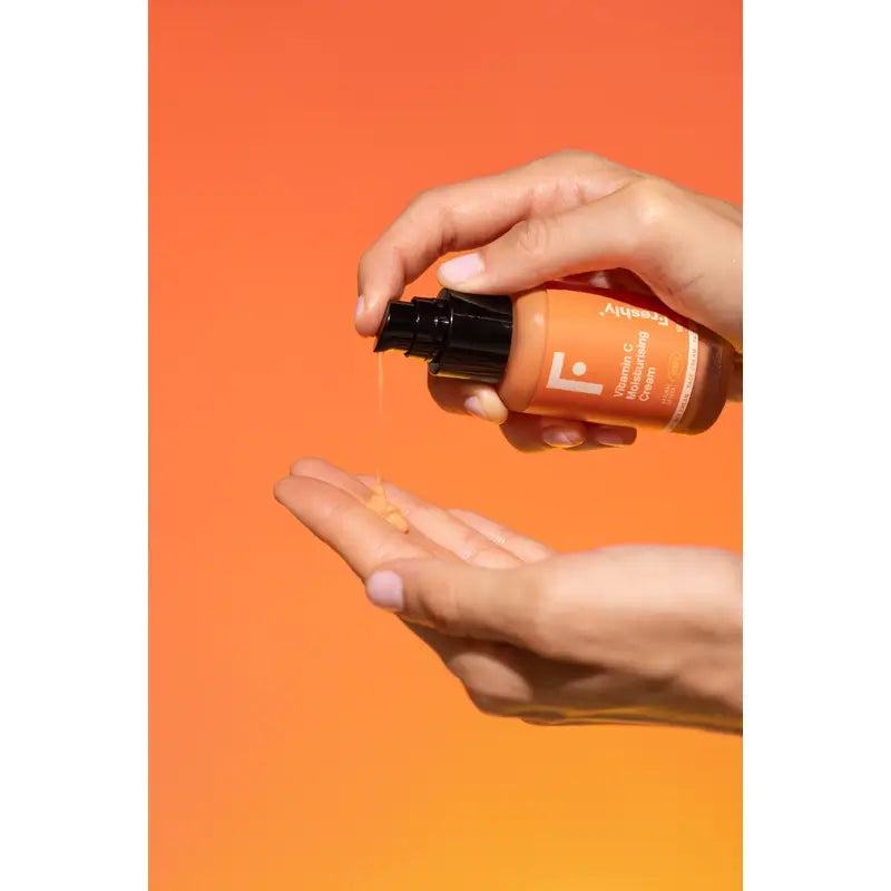 Freshly Facial Crema idratante alla vitamina C , 50ml