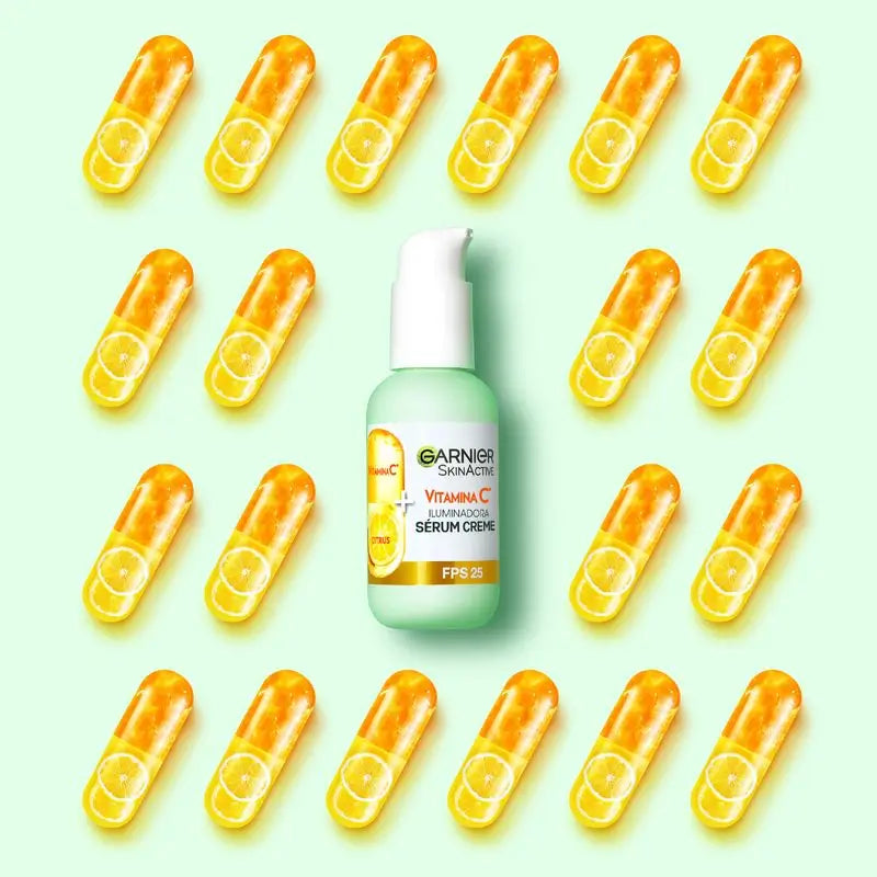Garnier Crema Siero con Spf 25. Alta concentrazione di siero di vitamina C e protezione solare, 50ml