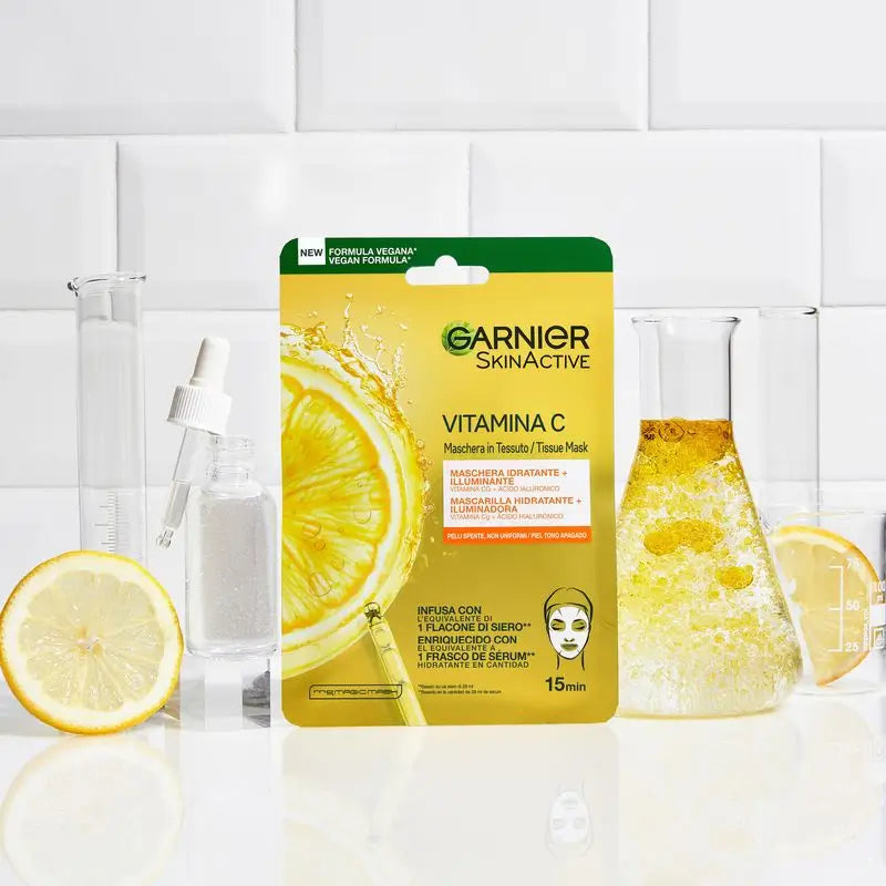 Garnier Crema Siero con Spf 25. Alta concentrazione di siero di vitamina C e protezione solare, 50ml