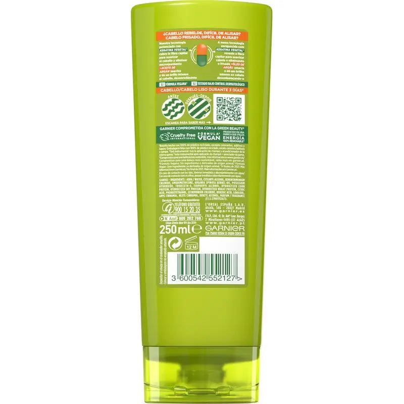 Garnier Fructis Balsamo Liscio e Lucentezza Capelli lisci, ostinati o difficili da lisciare 250 Ml