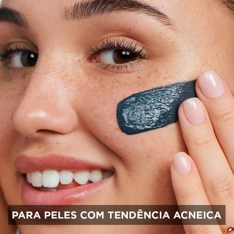 Garnier Attivo Puro 3 In 1 Gel al Carbone Anti-Macchie Nere - 150 Ml