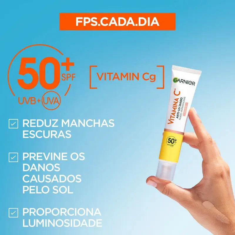 Garnier Vitamina C Fluido Anti-Uv Anti-Spot Fluido Quotidiano Effetto Glow Fps50+, 40 Ml