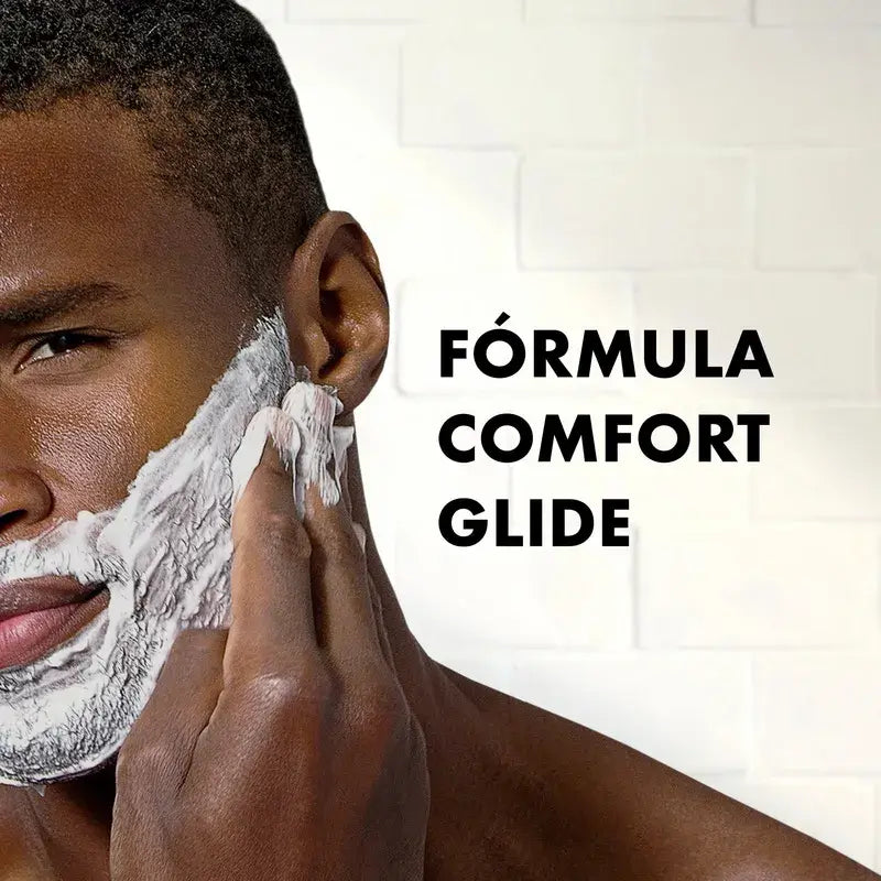 Gillette Classic Schiuma da barba per uomo , 200 ml