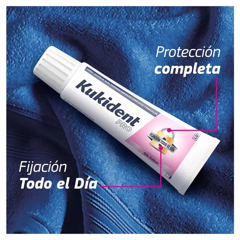 Kukident Pro Crema adesiva per protesi completa, neutra 70 G