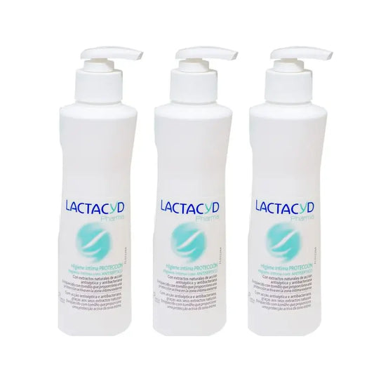Lactacyd Pharma Triplo Protezione per l'igiene intima 3 x 250 ml