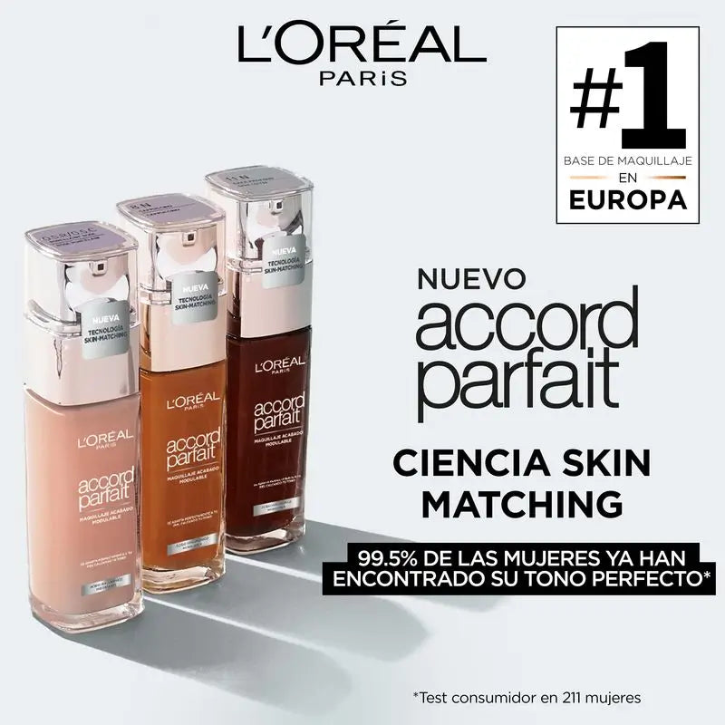 L'Oréal Paris Accord Parfait Fondotinta all'acido ialuronico 1.N