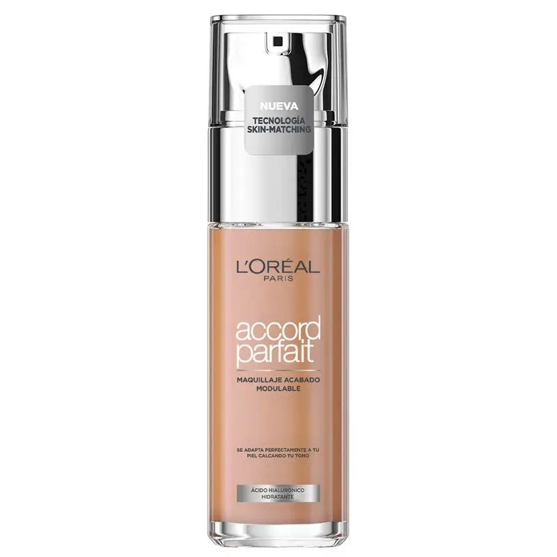 L'Oréal Paris Accord Parfait Fondotinta all'acido ialuronico 2.R/C