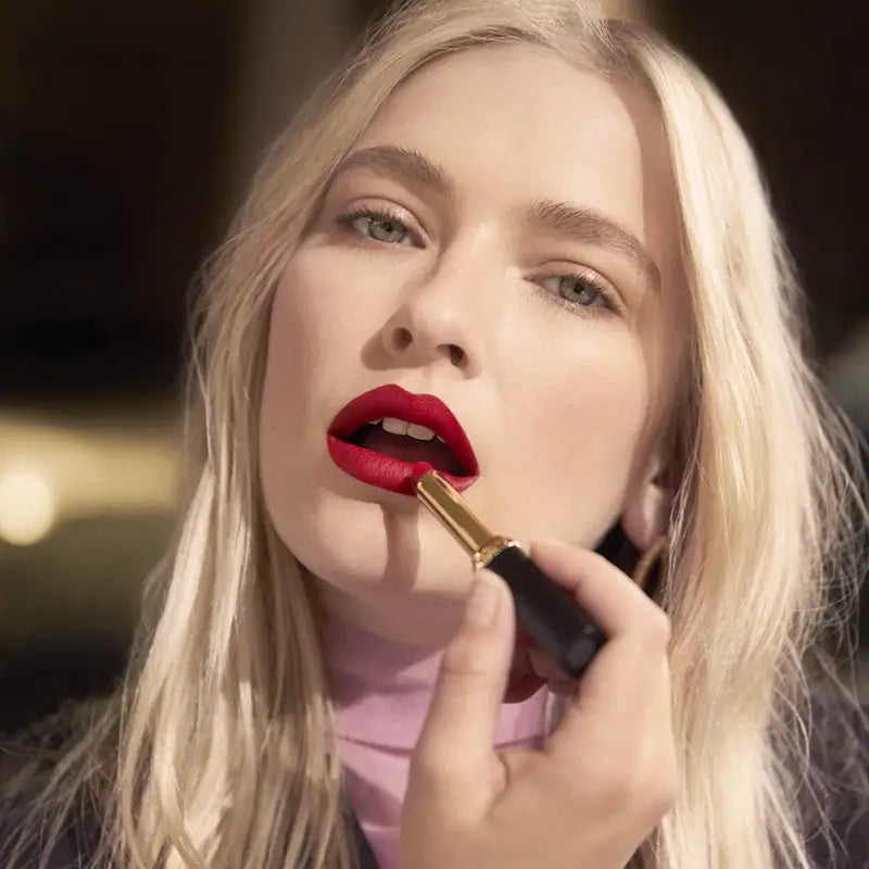 L'Oreal Paris Volume Rossetto opaco 1990S Rosso