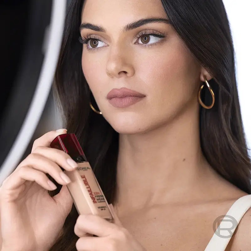 L'Oréal Paris Infaillible Foundation 32H Freshwear 30Ml Tonalità 310