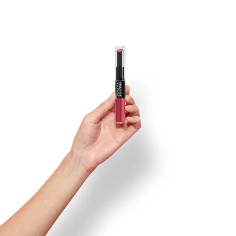 L'Oréal Paris 24H Infallible Rossetto Permanente Tonalità 801 Toujours Toffee
