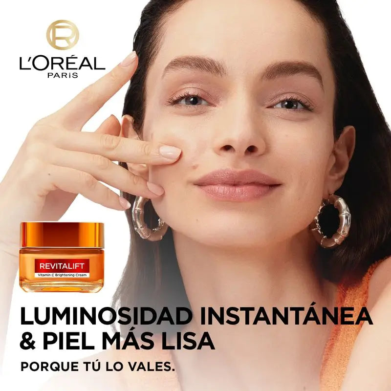 L'Oréal Paris Revitalift Crema gel alla vitamina C per la luminosità della pelle e la riduzione dei pori