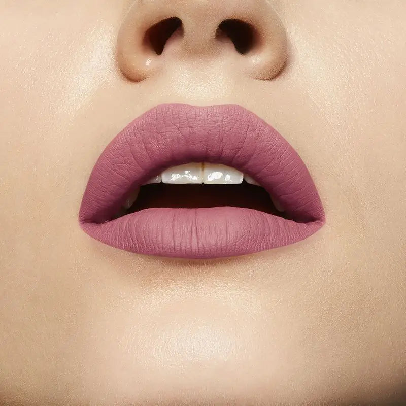 Maybelline New York Superstay Matte Ink Rossetto opaco a lunga durata Shade 15 Lover Colour Nude