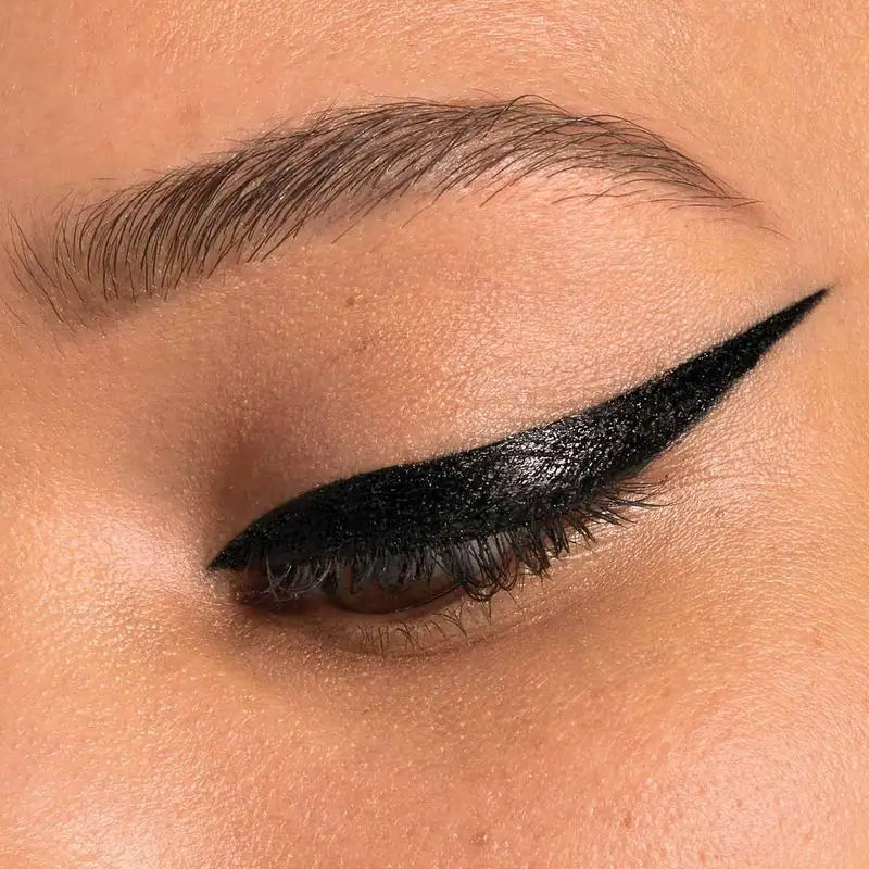 Maybelline New York Tattoo Liner Eyeliner Semi-Permanente Con Pennello Shade 710 Inked Black, Nero