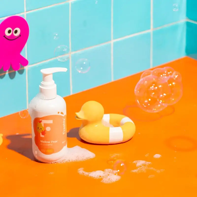 Shampoo per bambini Freshly Mellow Pear 400ml