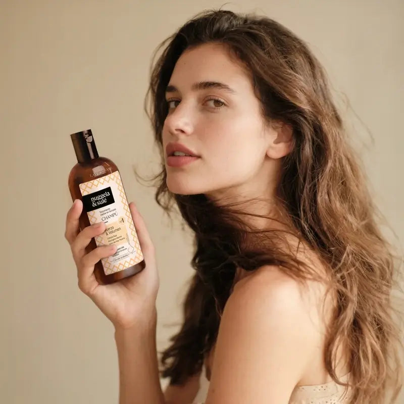 Nuggela & Sule Shampoo Premium all'estratto di cipolla per capelli deboli e grassi 250 ml