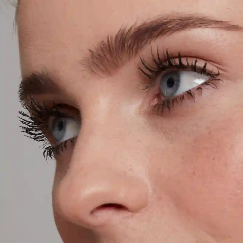 Nyx Lash Primer con colore e olio di ricino On The Rise Lash Booster. Grigio. 10 Ml. Grigio, 10 ml
