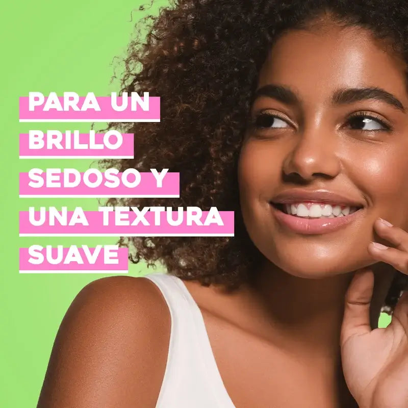 OGX Miracle Coconut Oil Hair Mask, ripara e ravviva i capelli danneggiati e fragili, 168g